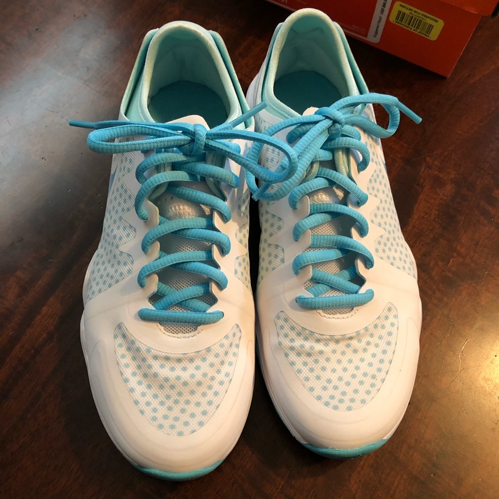 NEW! Women’s Nike Dual Fusion